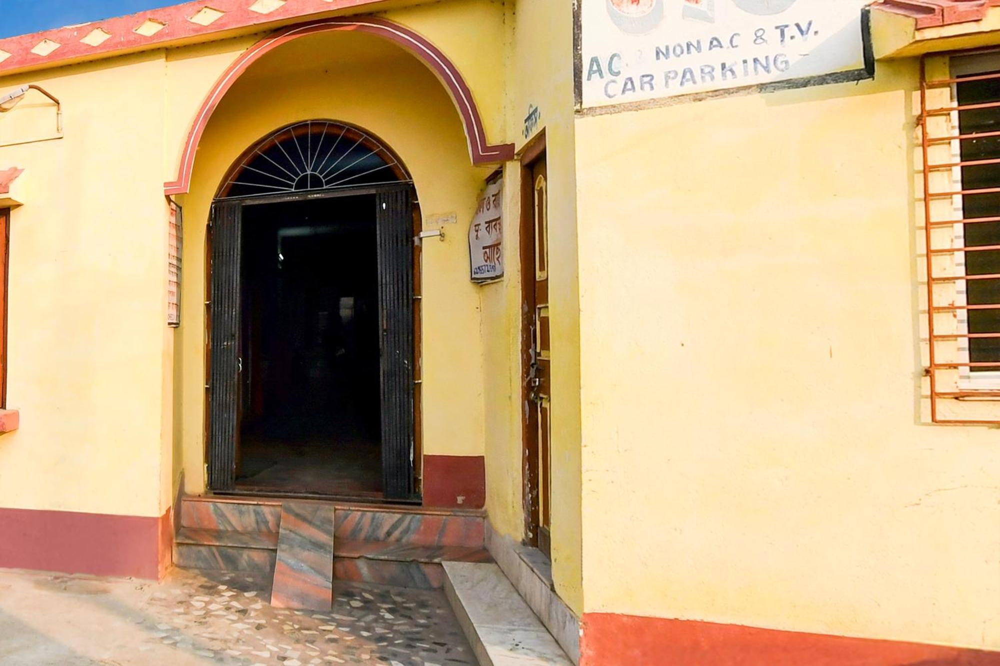 Agnibina Lodge Tarapith Exterior photo